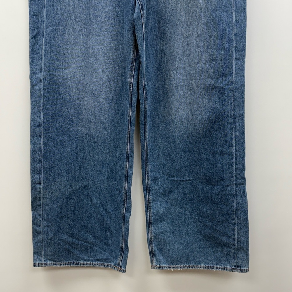 American Eagle Relaxed Skater Jeans High Rise Wide Leg Medium Wash Denim 16 - Picture 5 of 10